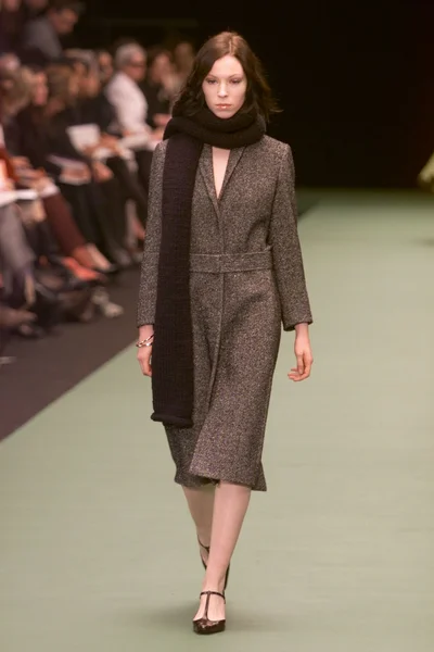 Look 32